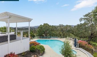 136 Tracy Ln, Alamo, CA 94507