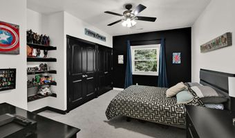 4433 S DEVONSHIRE Dr E, Bountiful, UT 84010