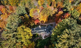 3 Chickadee Ct, Bedford, NH 03110