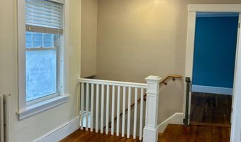 272 Center St, Bangor, ME 04401