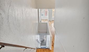 99 Lark St, Albany, NY 12210