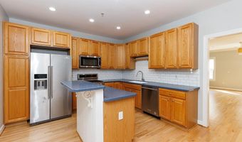 504- J N THOMAS St J, Arlington, VA 22203