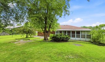 26 W Hill Valley Dr, Indianapolis, IN 46217