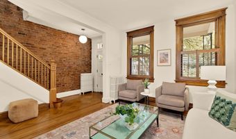 222 TENNESSEE Ave NE, Washington, DC 20002