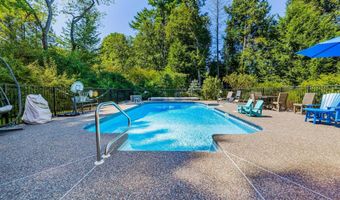 4 Spencer Rd, Hanover, NH 03755