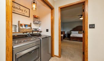 2610 NW 17th St, Ankeny, IA 50023