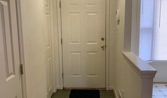 2113 N TAZEWELL Ct, Arlington, VA 22207
