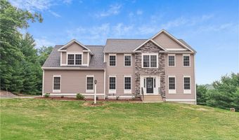 14 Longbrook Dr, Cumberland, RI 02864