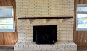 306 Ingleside Dr S, Albany, GA 31707