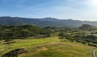 312 Sky Ridge Rd, Ashland, OR 97520
