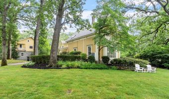 202 Paine St, Bellingham, MA 02019