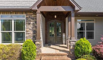 640 Double Bridge Rd, Boiling Springs, SC 29316