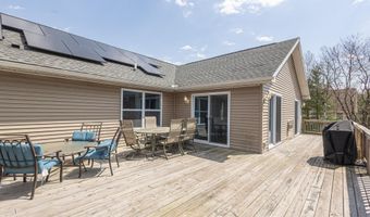 168 Laurel Ln, Blakeslee, PA 18610
