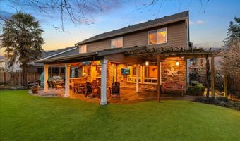 395 SE 14TH Pl, Canby, OR 97013