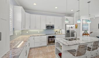 704 GLADIOLUS St, Anna Maria, FL 34216