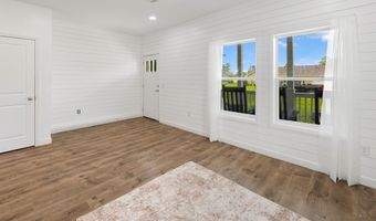 177 Ranier St, Baxley, GA 31513