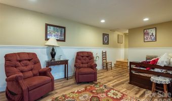 424 Lower Grassy Branch Rd, Asheville, NC 28805
