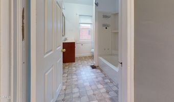 824 26th St, Altoona, PA 16601
