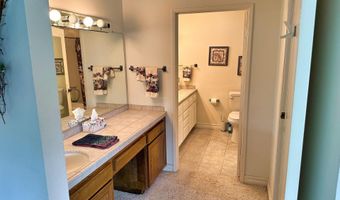 40019 Village 40, Camarillo, CA 93012