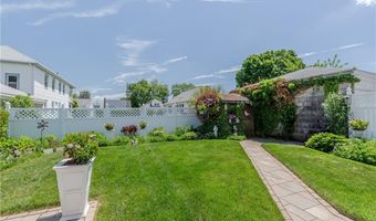 24 Columbus Blvd, Cranston, RI 02910