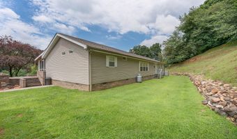 4122 Fairview Rd, Andrews, NC 28901
