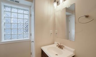 610 JEFFERSON St NW 101, Washington, DC 20011