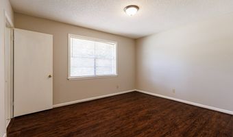 203 Magnolia Dr, Adel, GA 31620