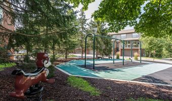 3010 Barclay Way, Ann Arbor, MI 48105