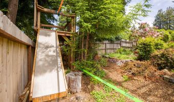 48 California Ave, Arcata, CA 95521