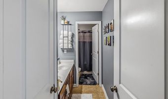235 Castleton Cir, Boiling Springs, SC 29316