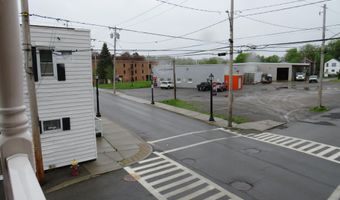 67 Bridge St, Amsterdam, NY 12010