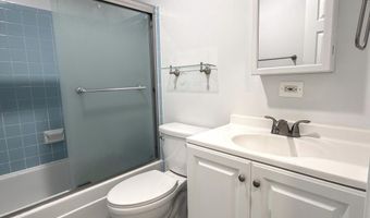 3318 WOODBURN VILLAGE Dr 32, Annandale, VA 22003