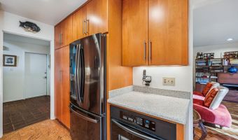 9305 FRIARS Rd, Bethesda, MD 20817