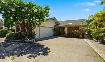7327 Makaa St, Honolulu, HI 96825