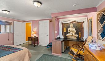 2140 N Valley View Rd, Ashland, OR 97520