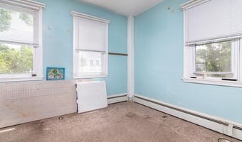 661 Washington St, Coventry, RI 02816