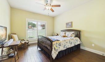 17 Valley View Rd, Batesville, AR 72501