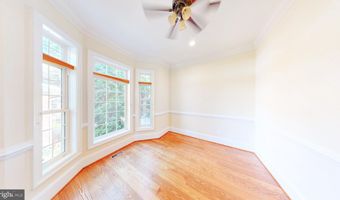 6403 EARLHAM Dr, Bethesda, MD 20817