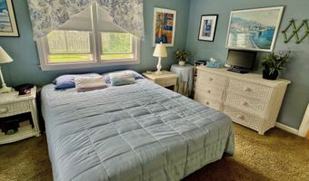 28 Kelsey Rd, Clinton, CT 06413