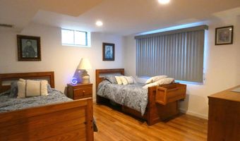 352 Surf Ave, Beachwood, NJ 08722