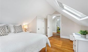 36 Bull St, Newport, RI 02840
