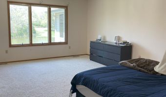 1913 Wayside Ln, Ava, MO 65608