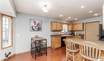 1701 NW 4th St, Abilene, KS 67410