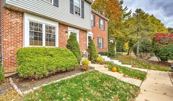 301 CHEROKEE Cir, Ambler, PA 19002