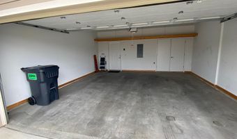 2707 Bobcat Dr, Ames, IA 50014