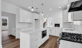 1 Southern Blvd, Bayville, NJ 08721