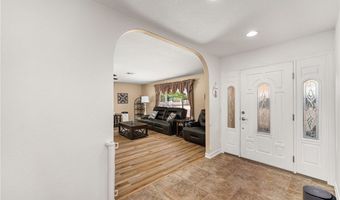 19082 Tecumseh Rd, Apple Valley, CA 92307
