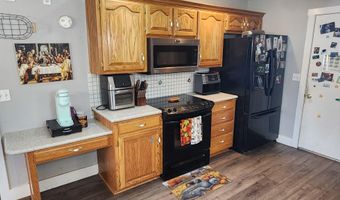 1019 E Daniels St, Aurora, MO 65605