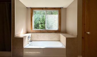 877 Grand Falls Rd, Baileyville, ME 04694
