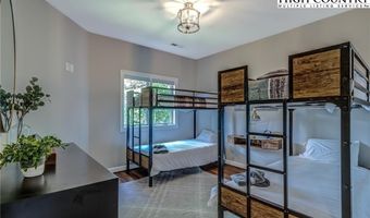 94 Silver Fox Rdg, Beech Mountain, NC 28604